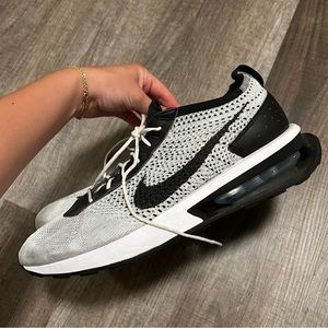 Nike - Air Max Flyknit Racer